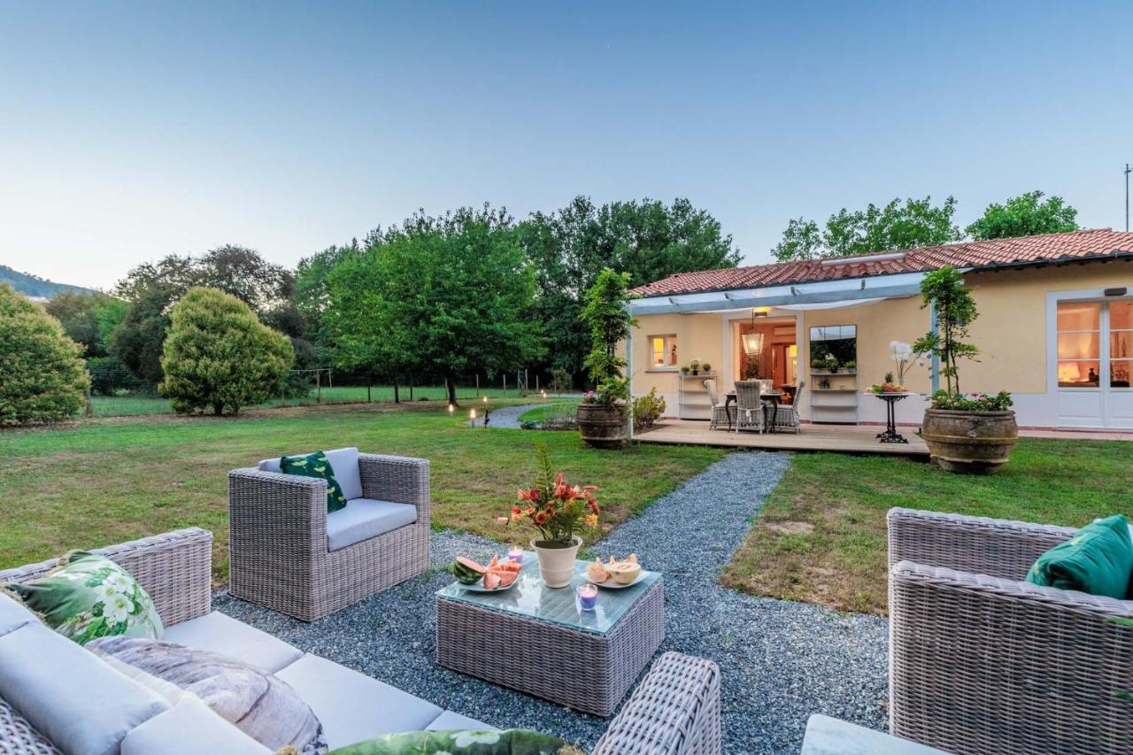 Villa Bassotta, A Charming Cottage Lucca Eksteriør billede