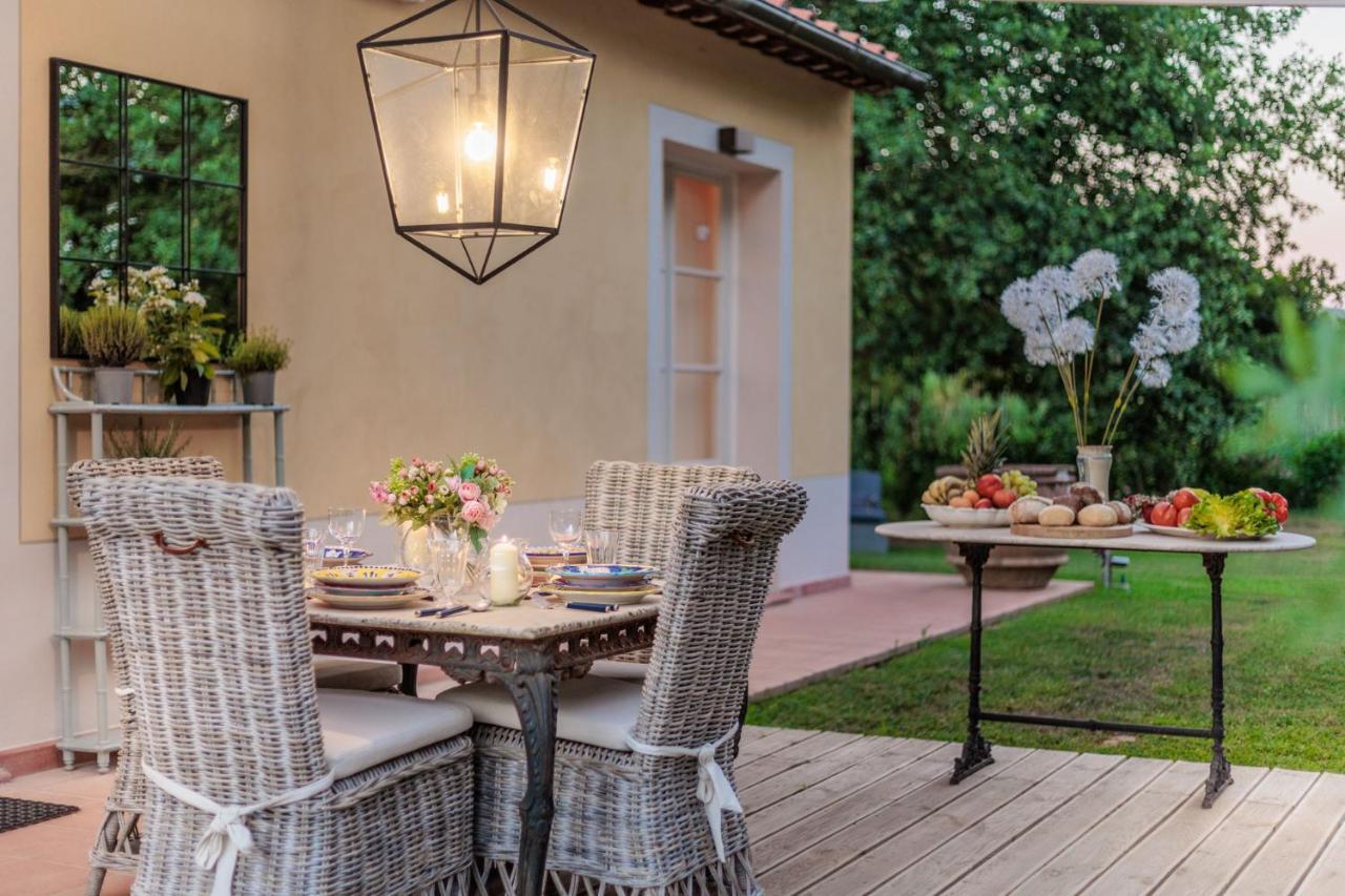 Villa Bassotta, A Charming Cottage Lucca Eksteriør billede